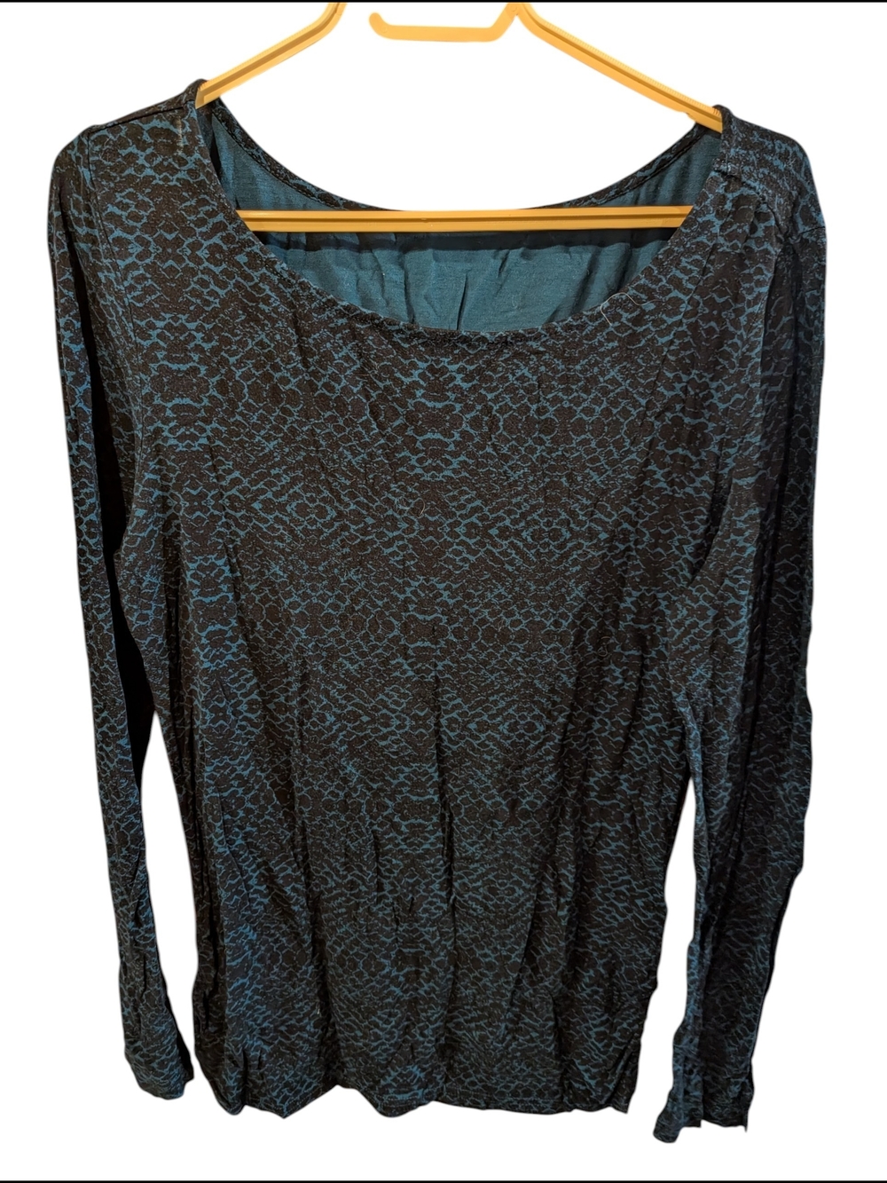 Long Sleeve Printed Scoop Neck Top - Blue/Black
